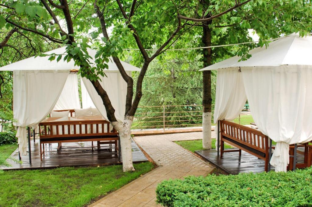 אודסה Viktoria Hotel מראה חיצוני תמונה