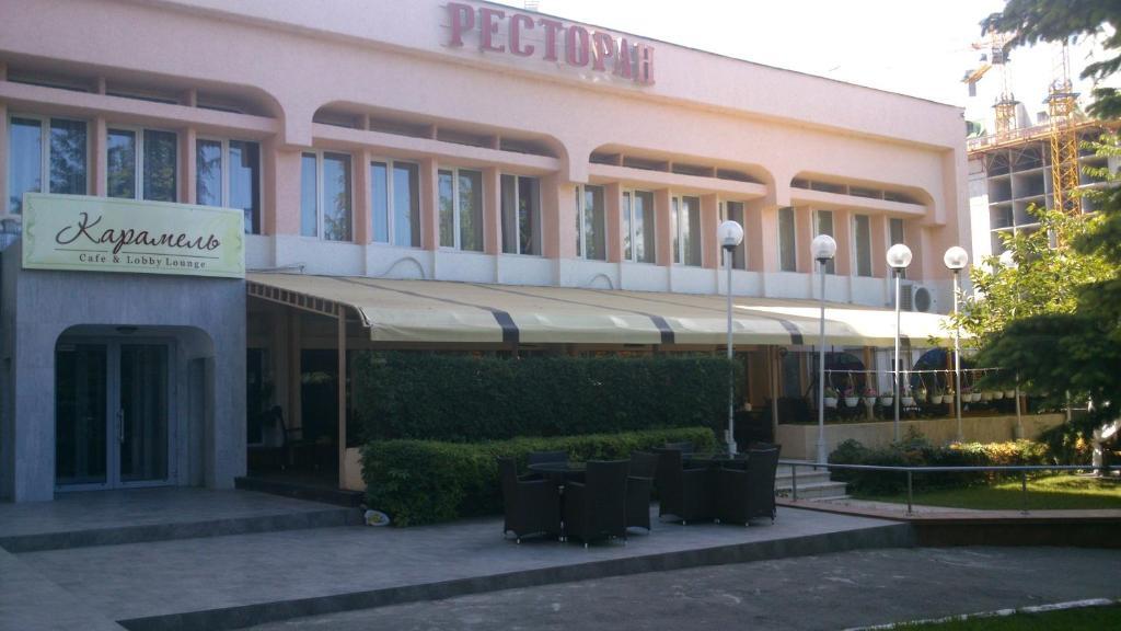 אודסה Viktoria Hotel מראה חיצוני תמונה