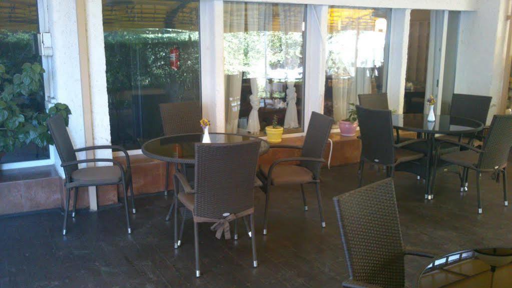 אודסה Viktoria Hotel מראה חיצוני תמונה